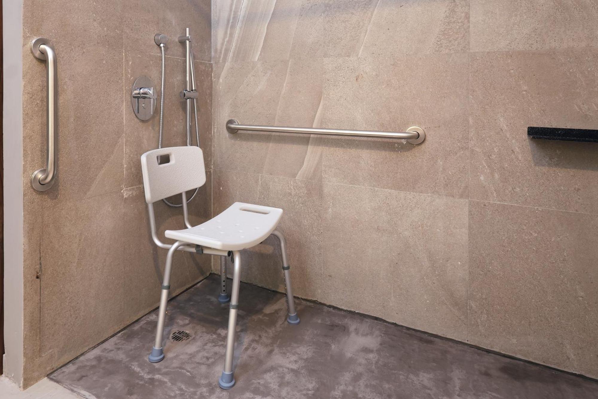 Habitación Estándar adaptada para personas con discapacidad - 2 camas grandes